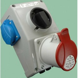 ROS4/V-10 skydelis 2x230V+1x32A su 3F jungikliu